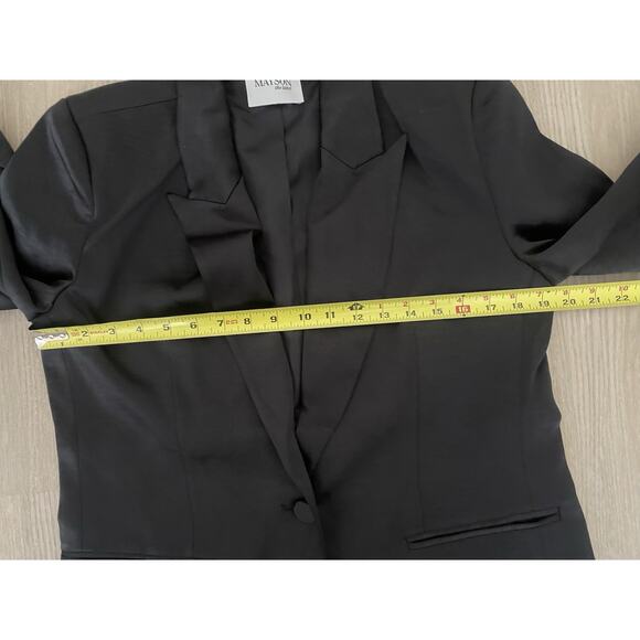 NWT Mayson The Label Relaxed Satin Blazer Black S Formal Holiday Party Classic - Picture 13 of 16